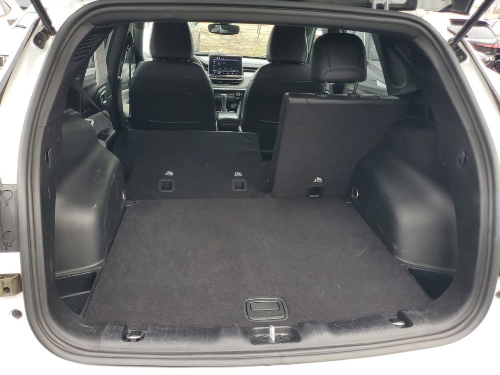 Used 2023 Jeep Compass Latitude image 27