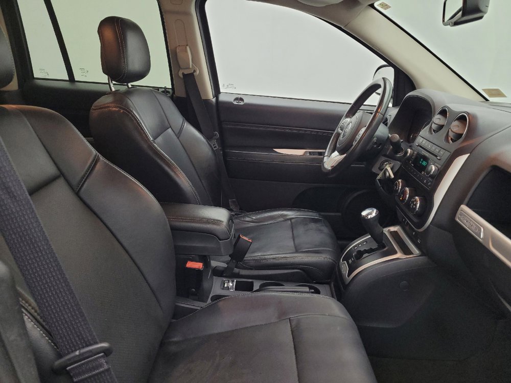 Used 2016 Jeep Compass High Altitude AWD/4WD image 21