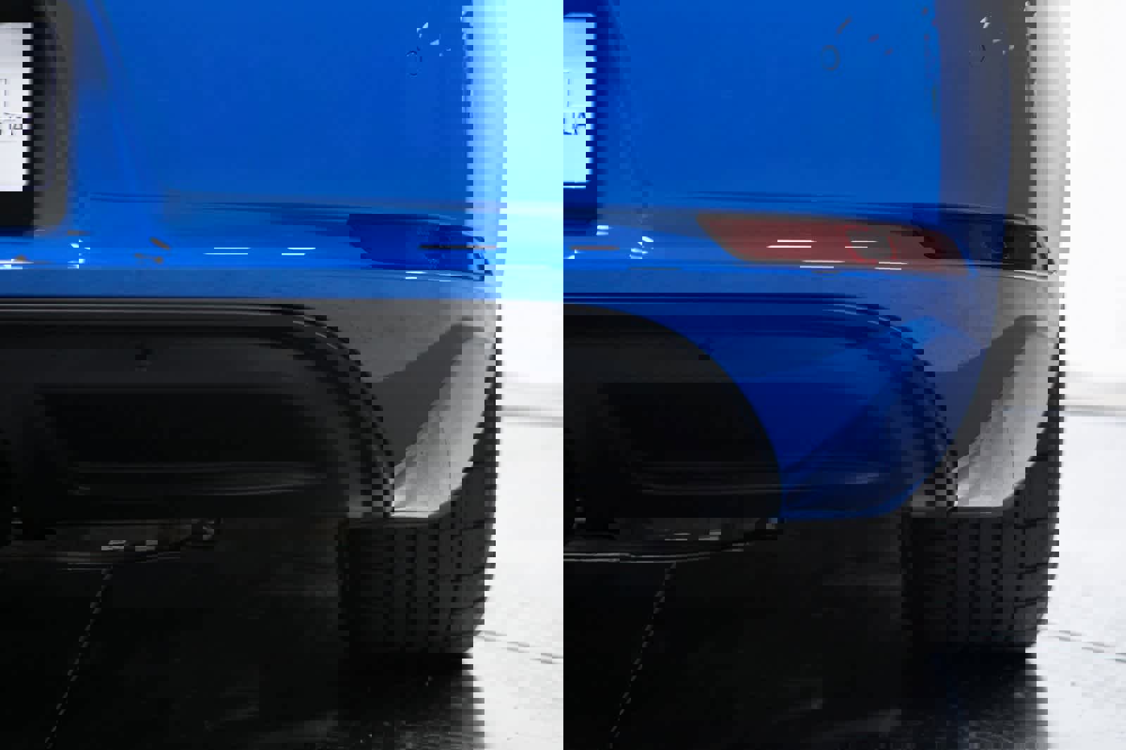 Certified 2025 Porsche 718 Boxster image 32