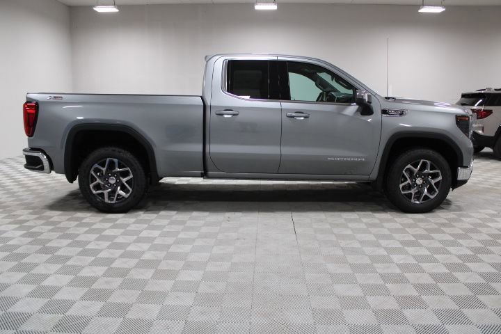 New 2026 GMC Sierra 1500 SLE w/ X31 Off-Road Package image 9