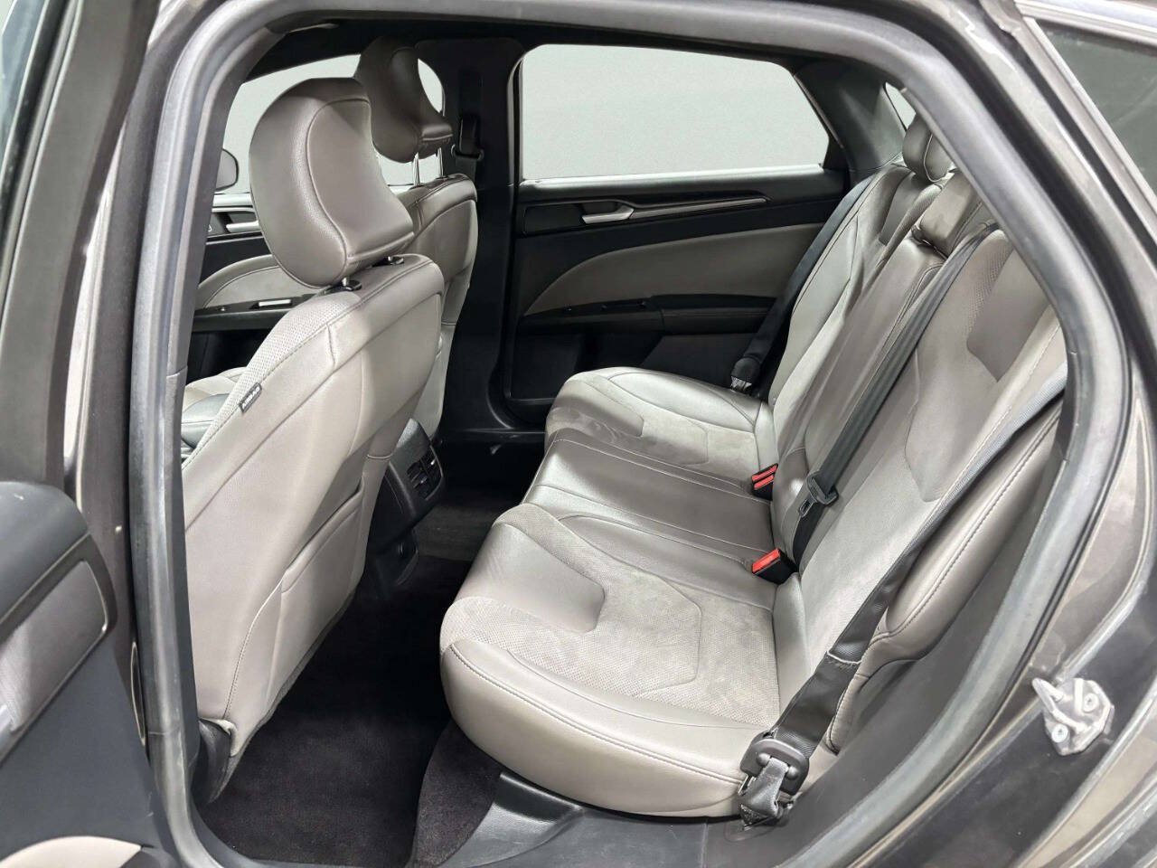 Used 2017 Ford Fusion Sport AWD/4WD image 18