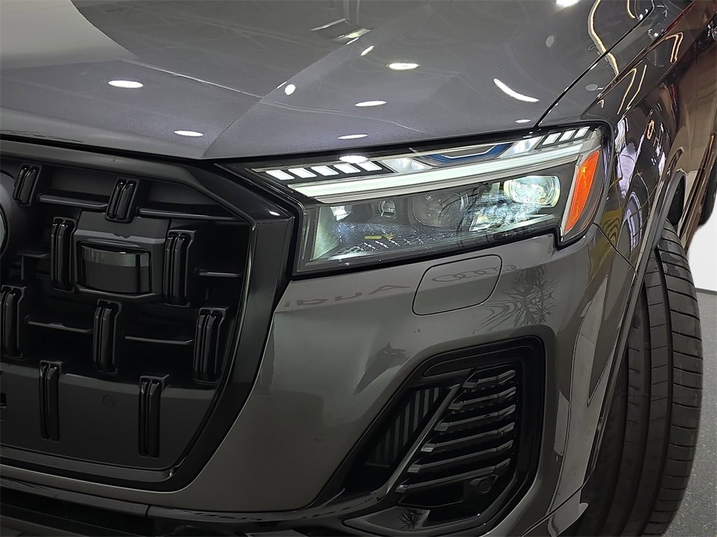 New 2025 Audi Q7 3.0T Prestige image 32
