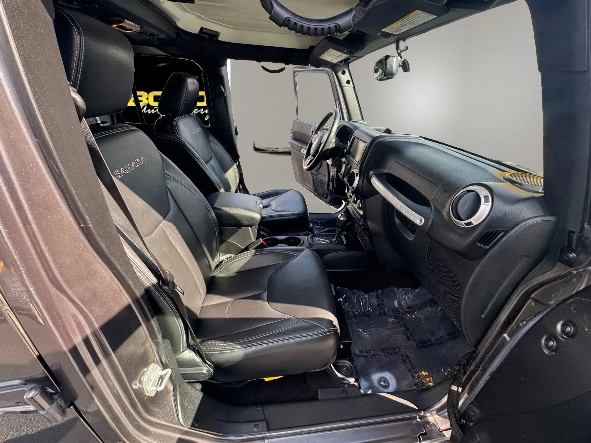 Used 2016 Jeep Wrangler Unlimited Sahara w/ Dual Top Group image 20