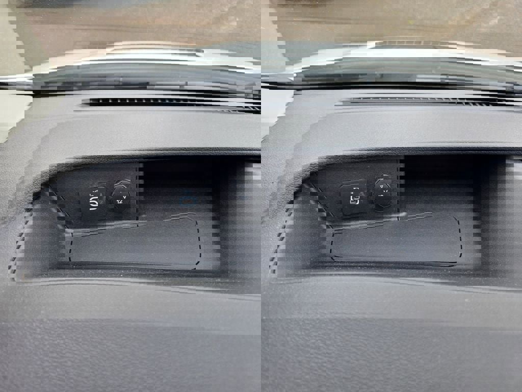 Used 2023 Ford Transit 250 Low Roof w/ Exterior Upgrade Package image 17