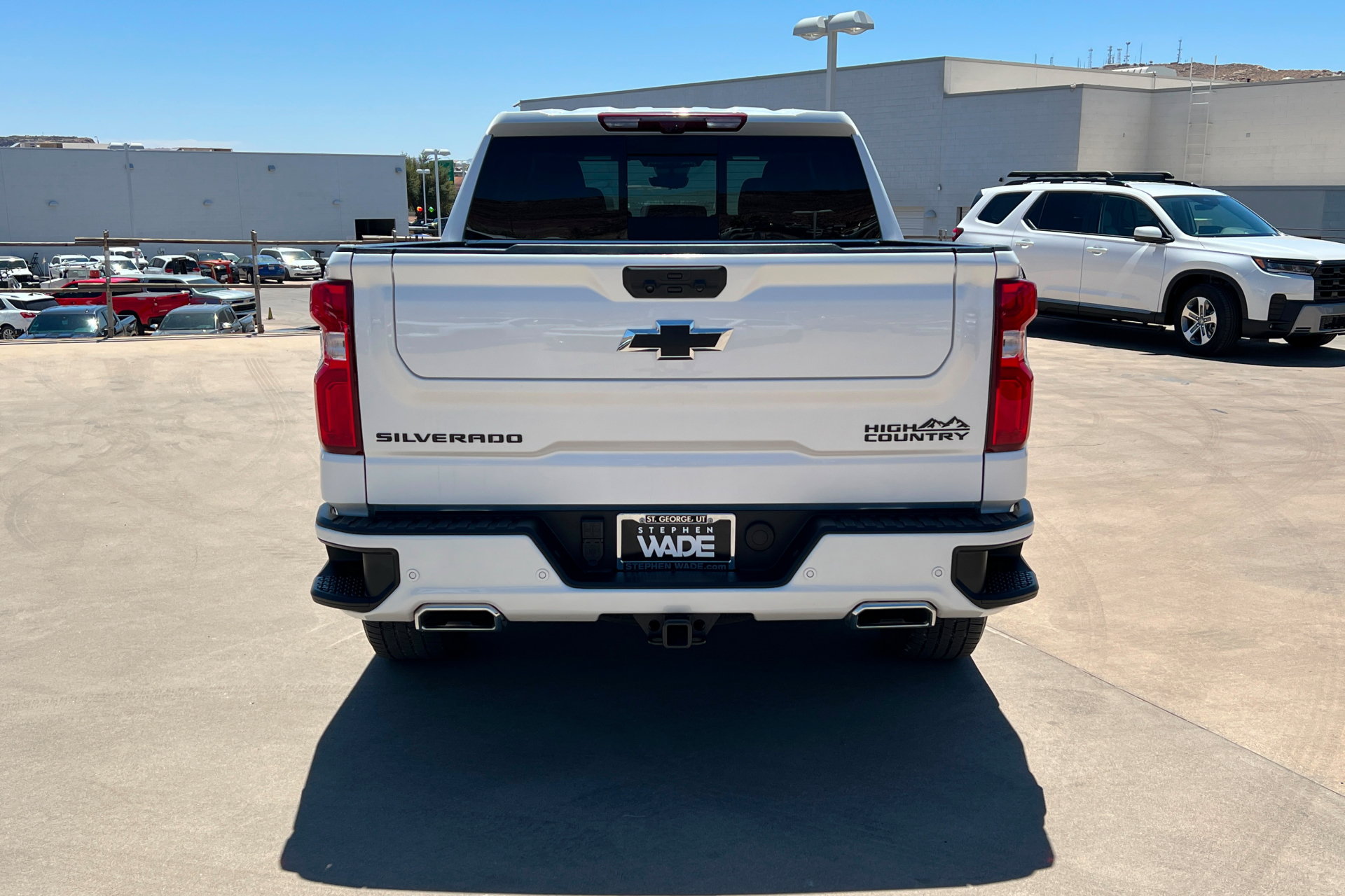 Used 2024 Chevrolet Silverado 1500 High Country w/ Technology Package AWD/4WD image 5