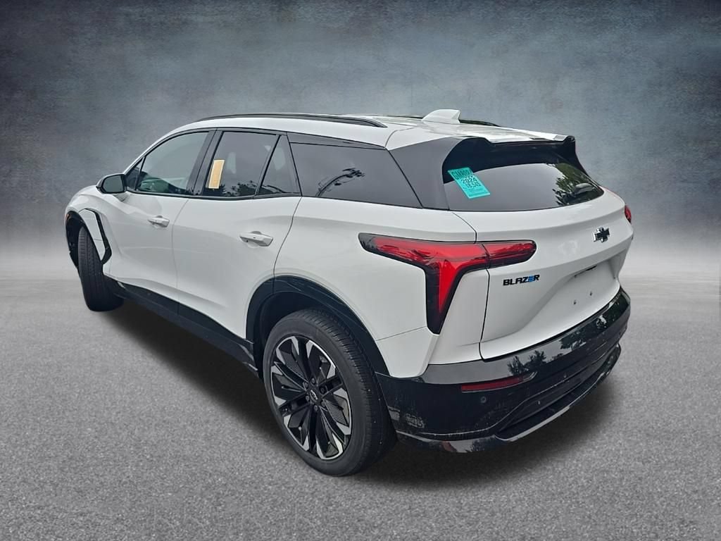 Used 2024 Chevrolet Blazer EV RS AWD/4WD image 6