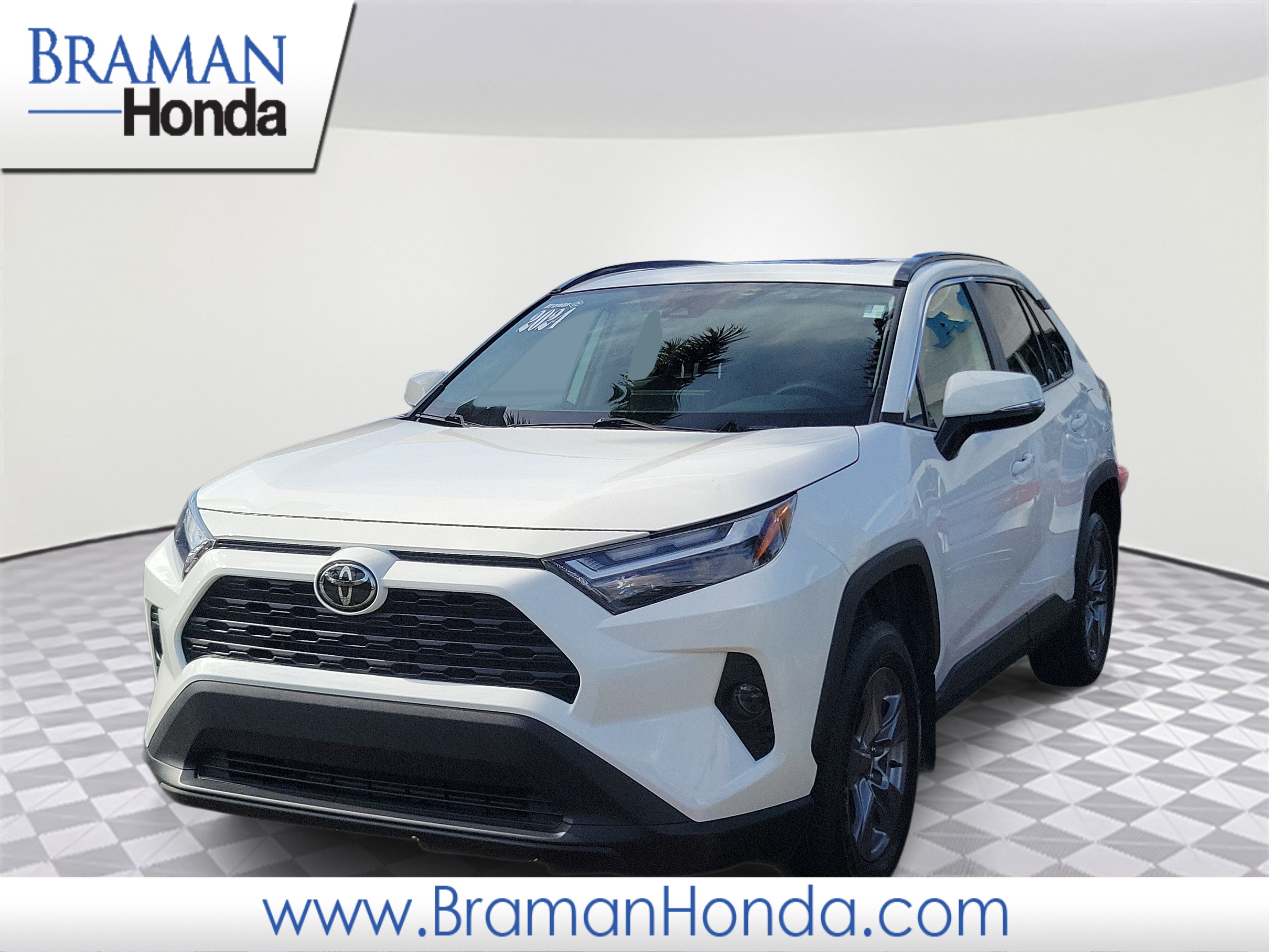 Used 2024 Toyota RAV4 XLE w/ Convenience Package