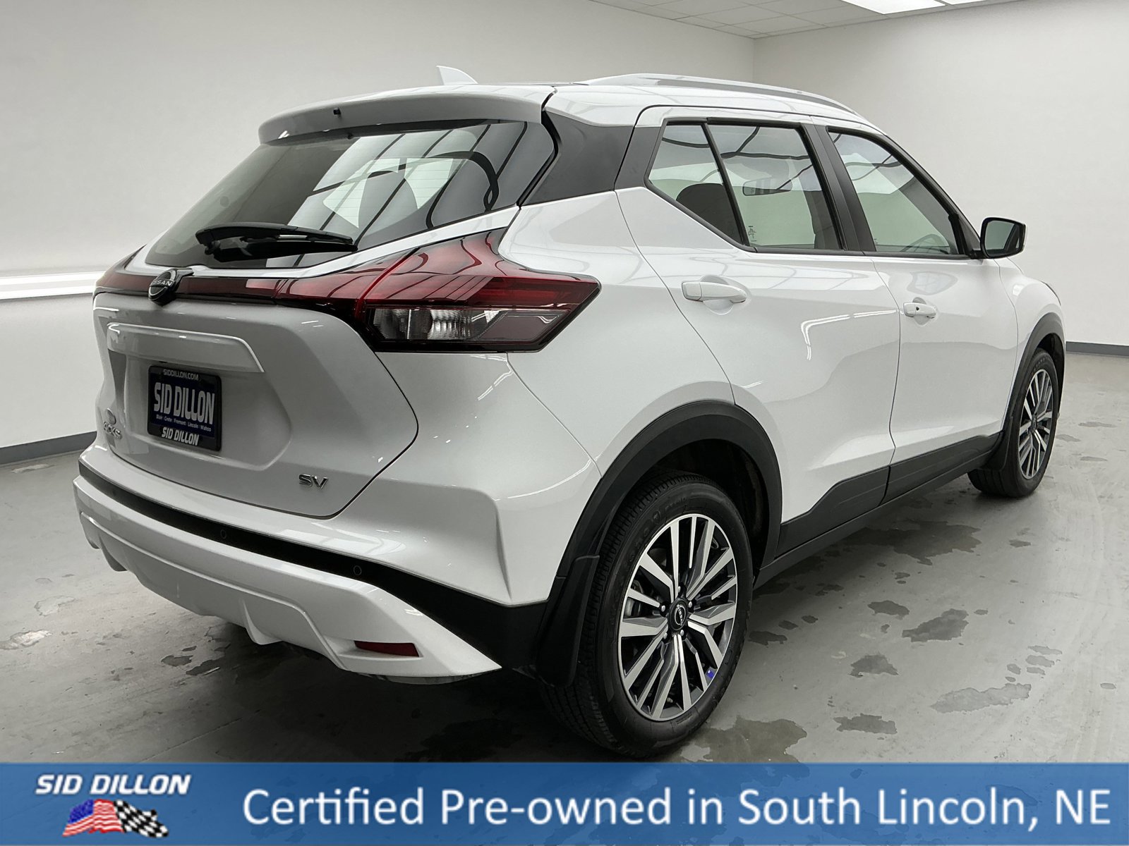 Used 2024 Nissan Kicks SV image 4