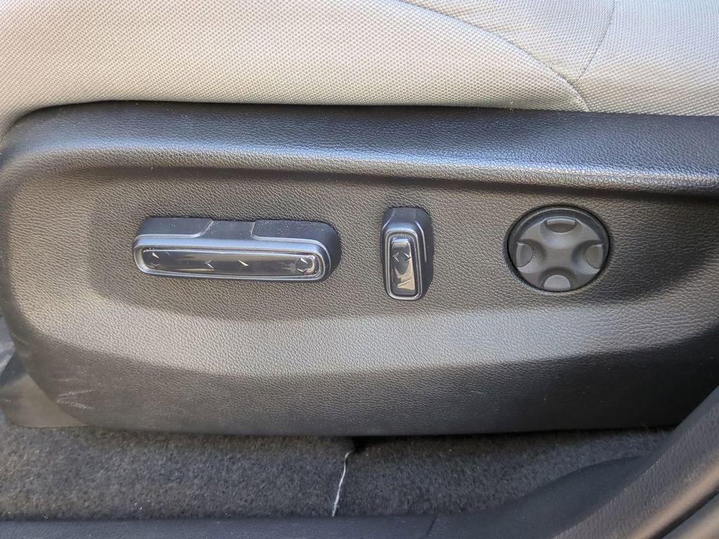 Used 2021 Honda CR-V EX image 19