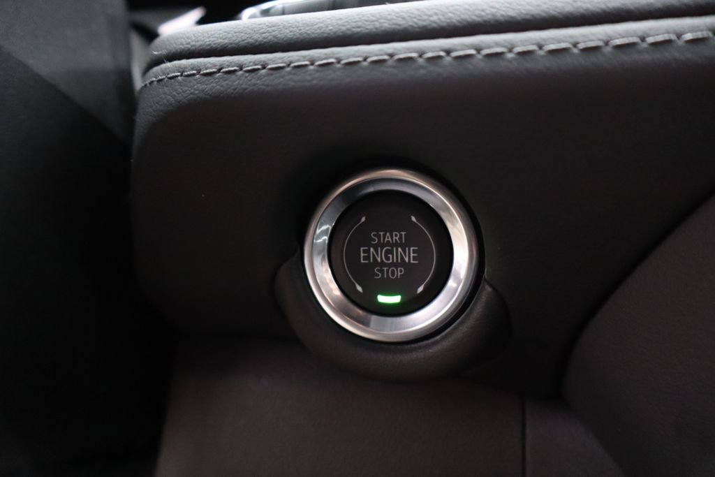 New 2026 Chevrolet Suburban LT image 17