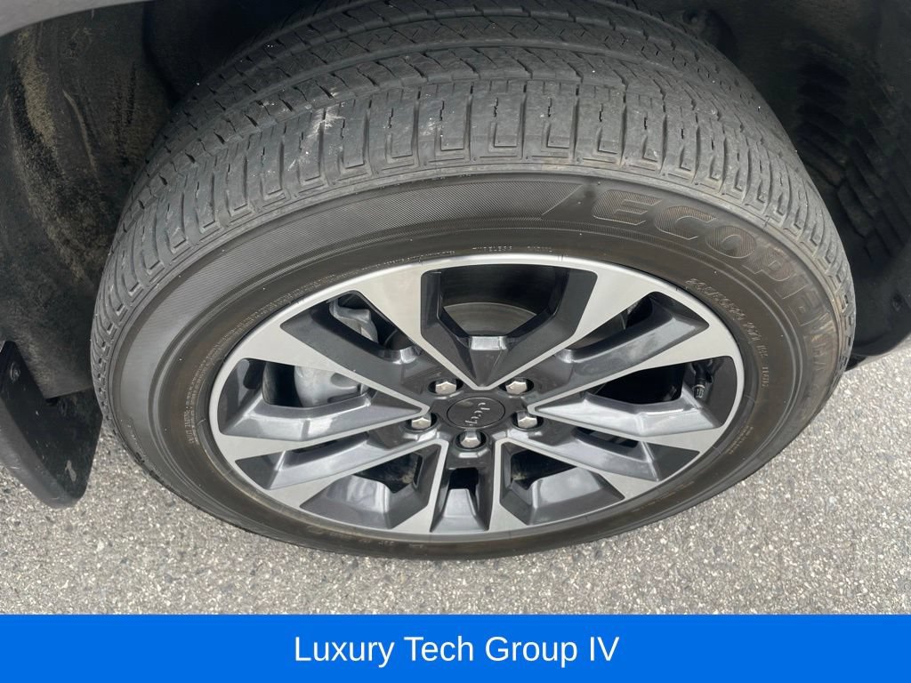 Certified 2025 Jeep Grand Cherokee L Overland w/ Advanced Protech Group III AWD/4WD image 14