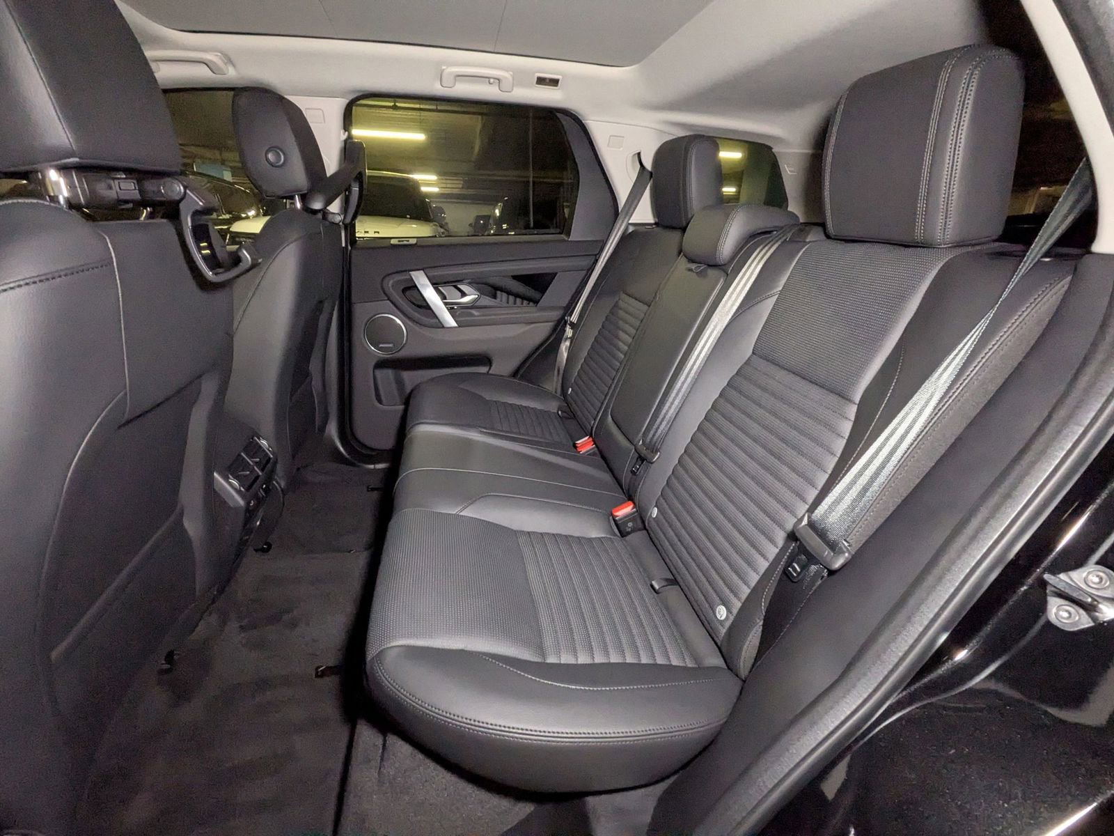 New 2025 Land Rover Discovery Sport S image 16