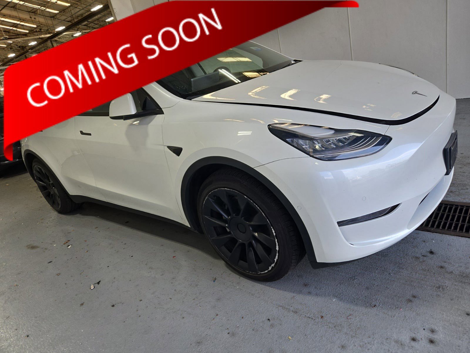 Used 2020 Tesla Model Y Long Range image 1