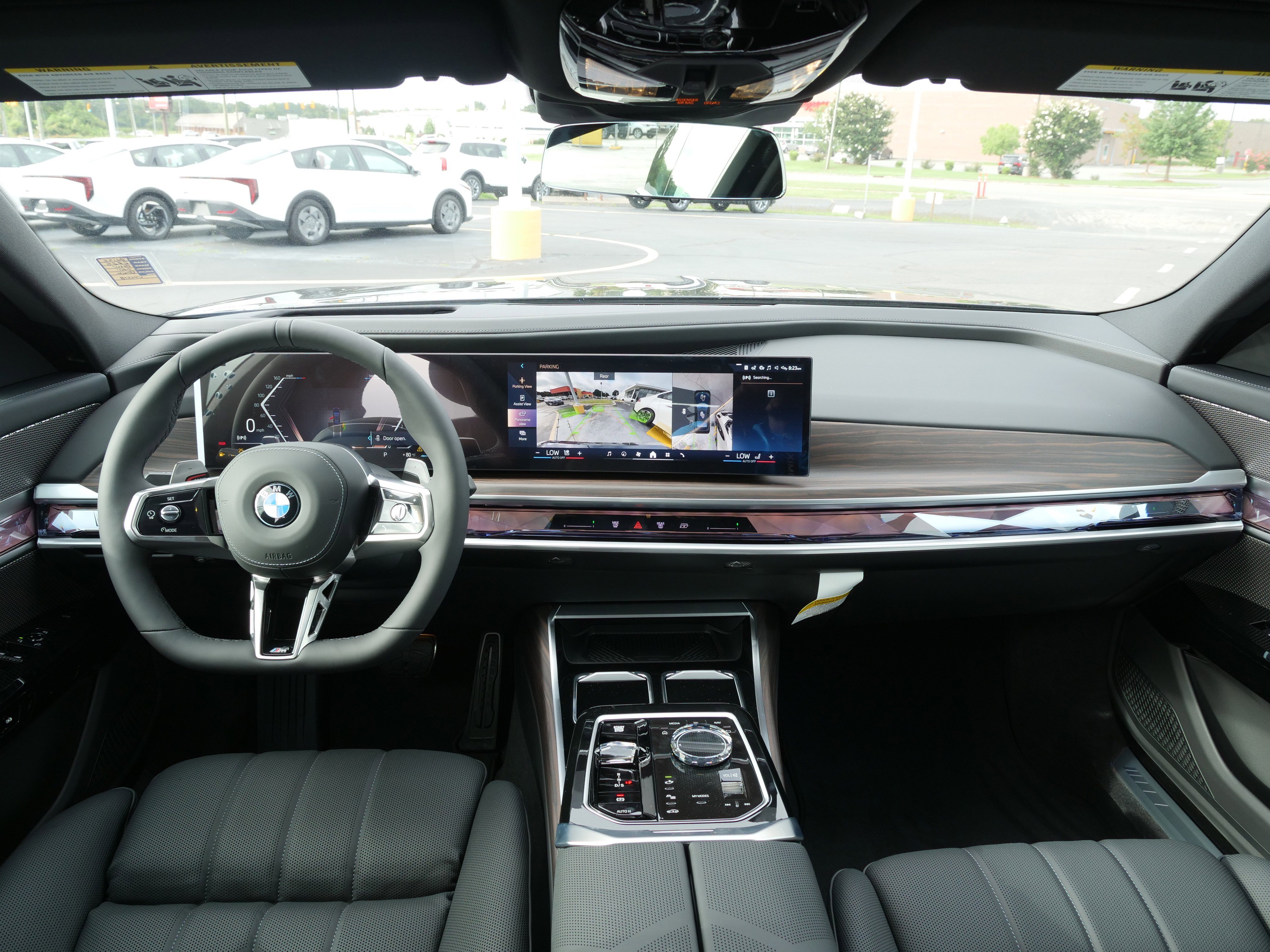 New 2025 BMW 740i w/ Premium Package image 14