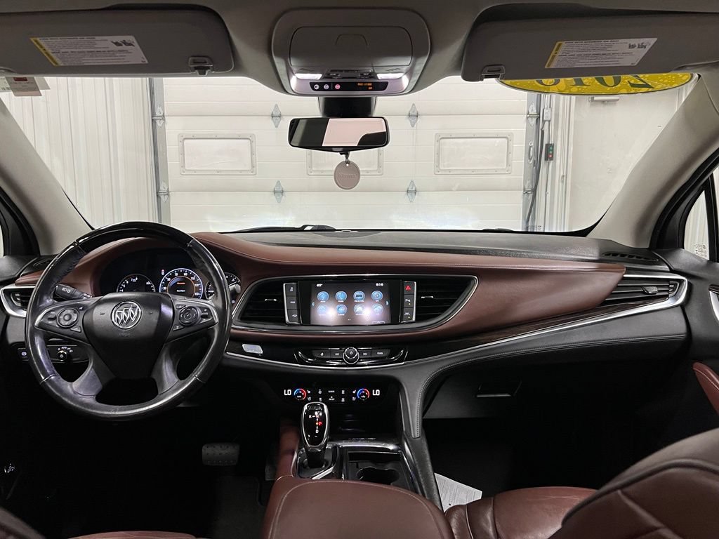 Certified 2018 Buick Enclave Avenir w/ Avenir Technology Package AWD/4WD image 41