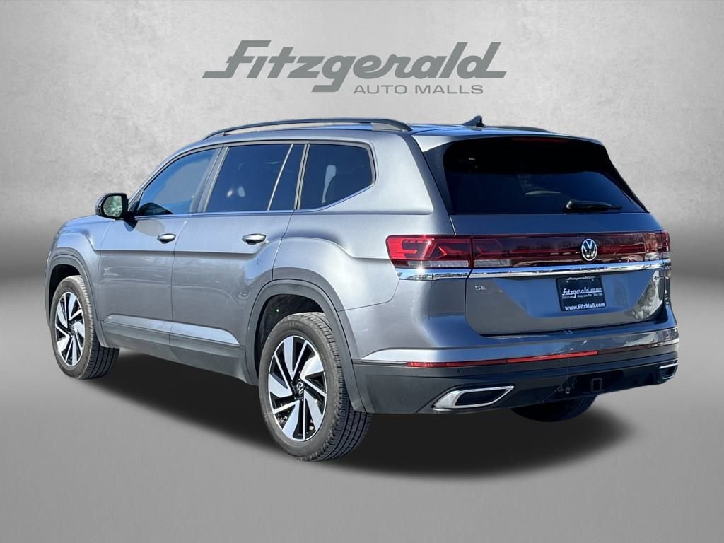 Used 2025 Volkswagen Atlas SE image 7