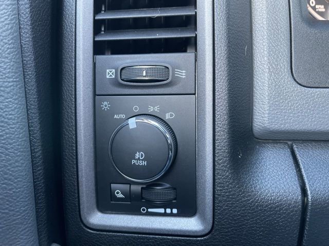 Used 2016 RAM 1500 Express image 21