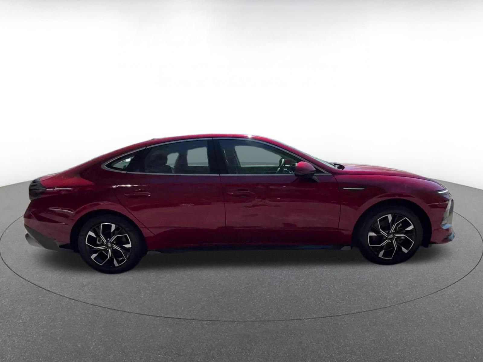 Used 2025 Hyundai Sonata SEL FWD image 16