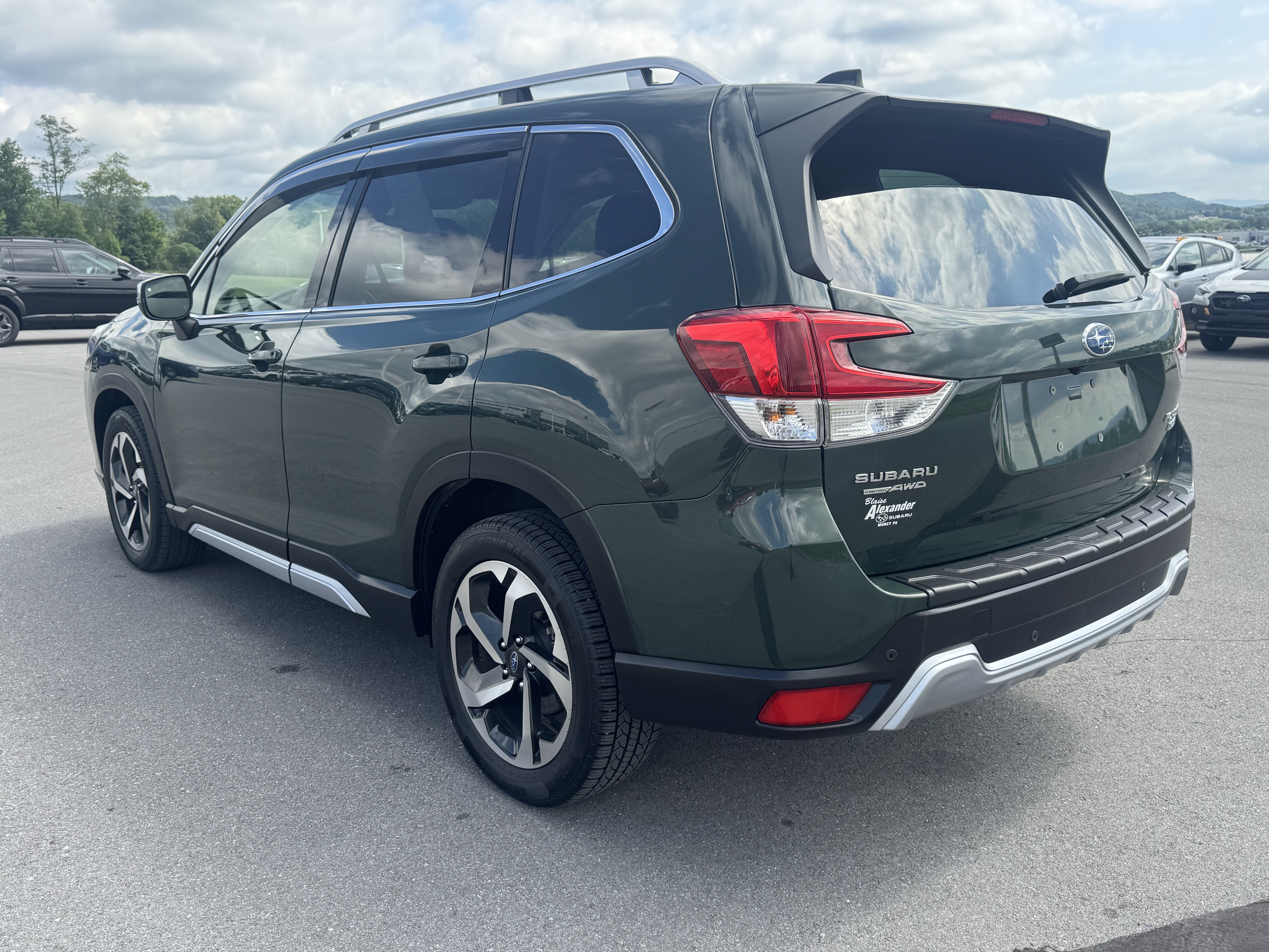 Certified 2023 Subaru Forester Touring w/ Popular Package #2 AWD/4WD image 6