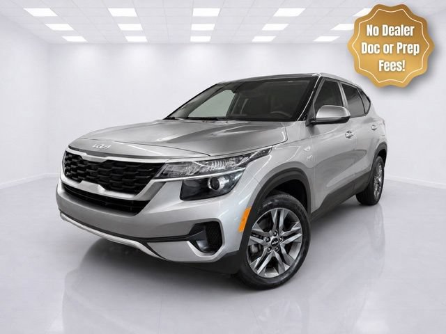 Used 2023 Kia Seltos LX AWD/4WD image 3