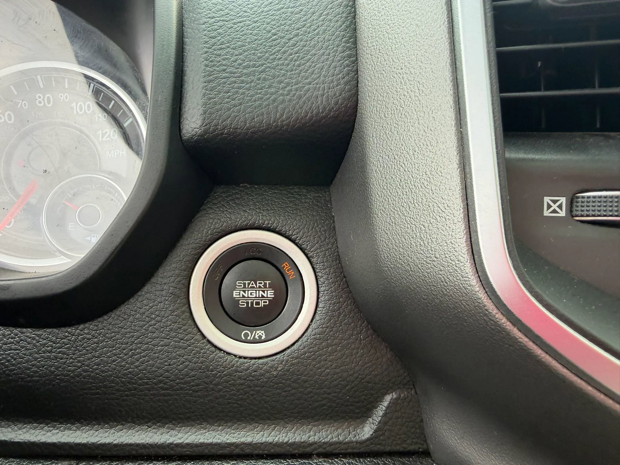 Used 2019 RAM 1500 Big Horn image 29