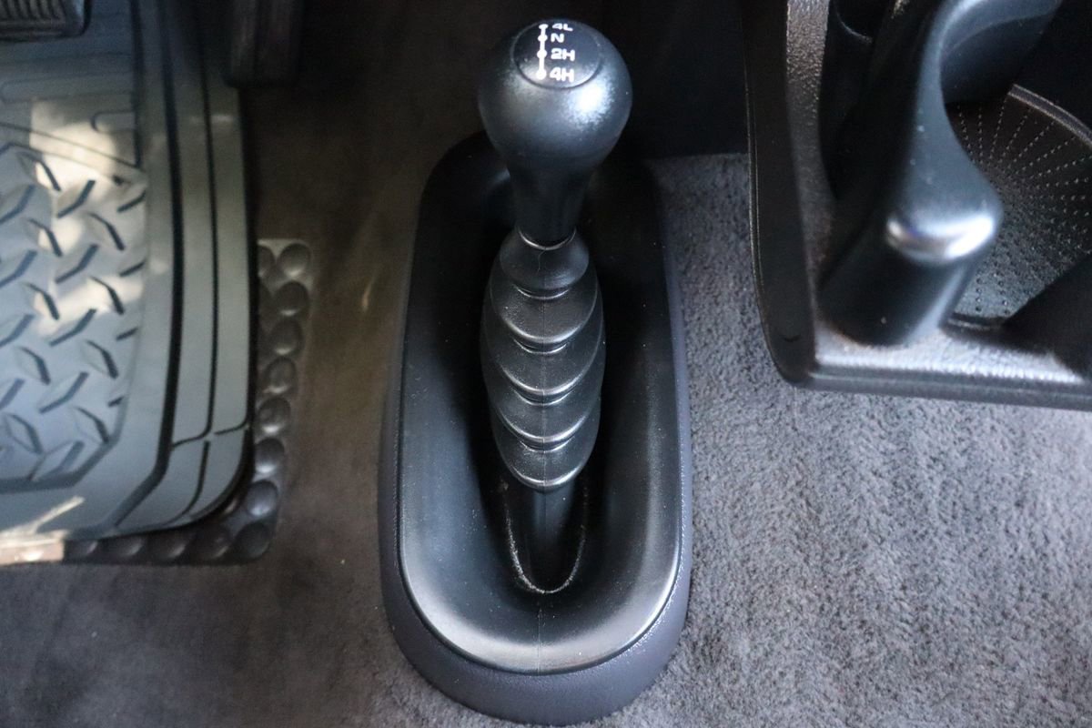 Used 1998 Dodge Ram 2500 Truck Laramie SLT image 35