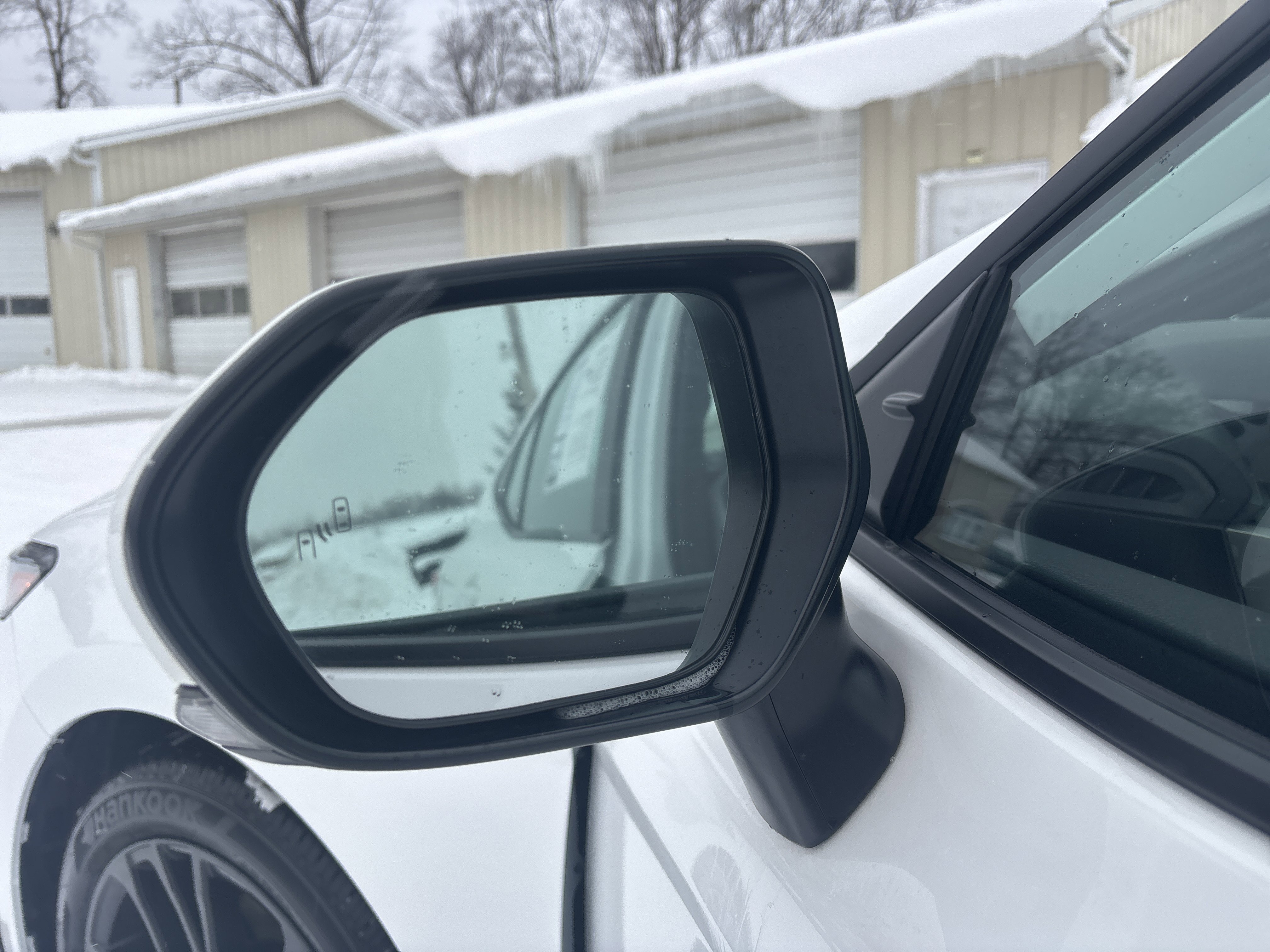 Used 2025 Toyota Camry SE image 13