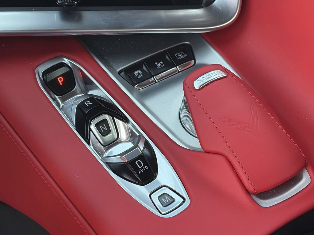 Used 2024 Chevrolet Corvette Stingray Premium Conv w/ Z51 Performance Package RWD image 23