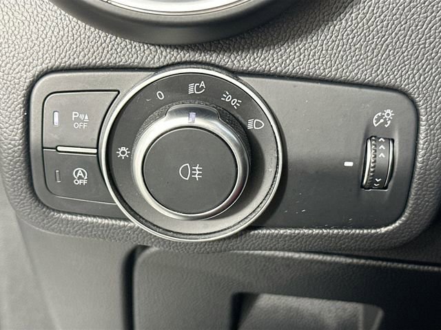 Used 2023 Alfa Romeo Stelvio Veloce image 22