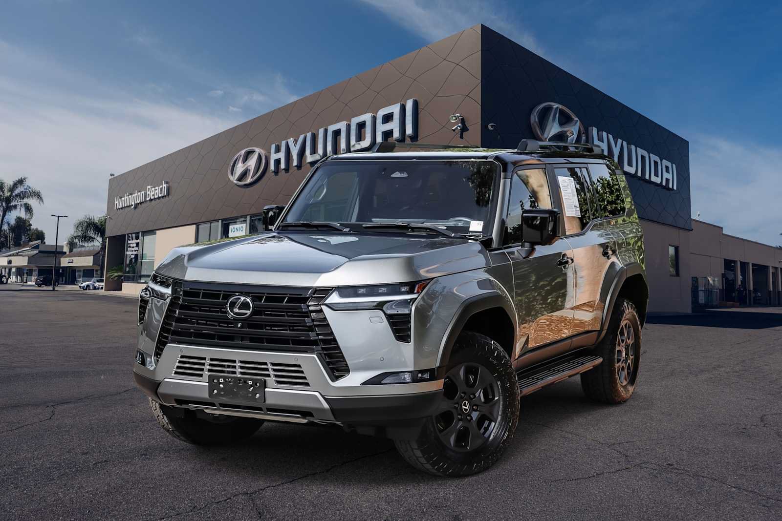 Used 2025 Lexus GX 550 AWD/4WD image 1