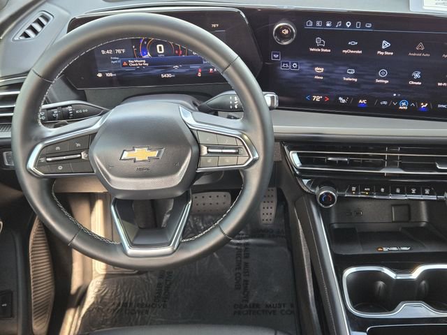 Used 2025 Chevrolet Traverse LT w/ Driver Confidence Package FWD image 26