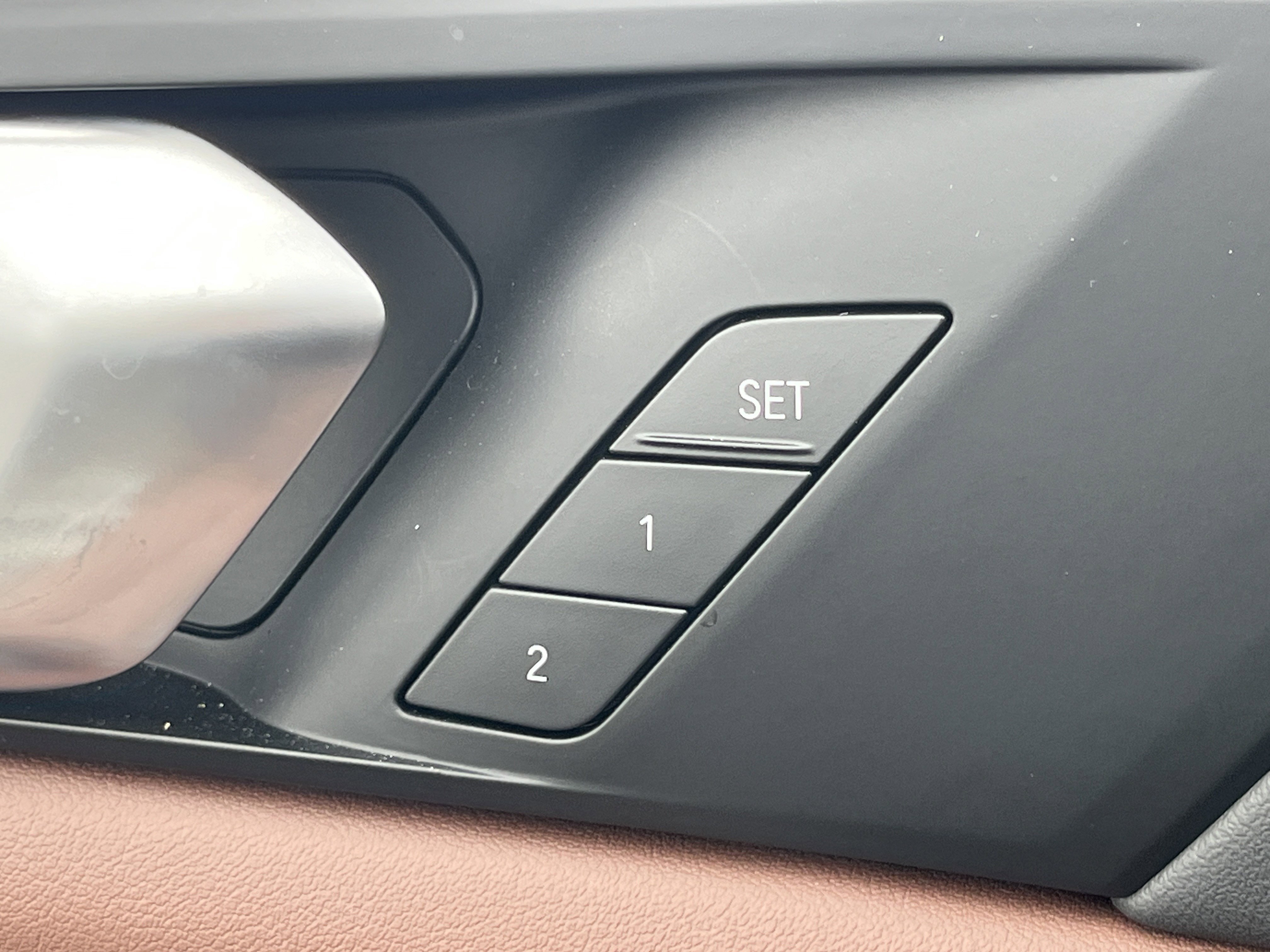 Used 2026 BMW X5 xDrive40i image 18