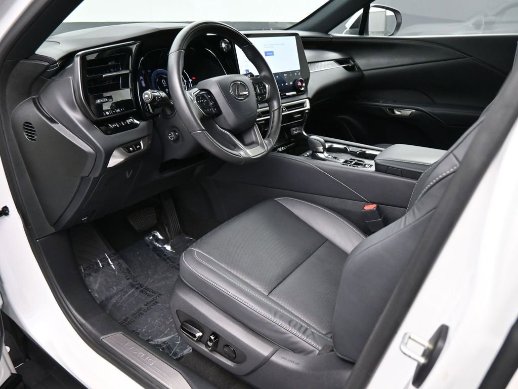 Used 2023 Lexus RX 350h w/ Accessory Package (Z1) image 2