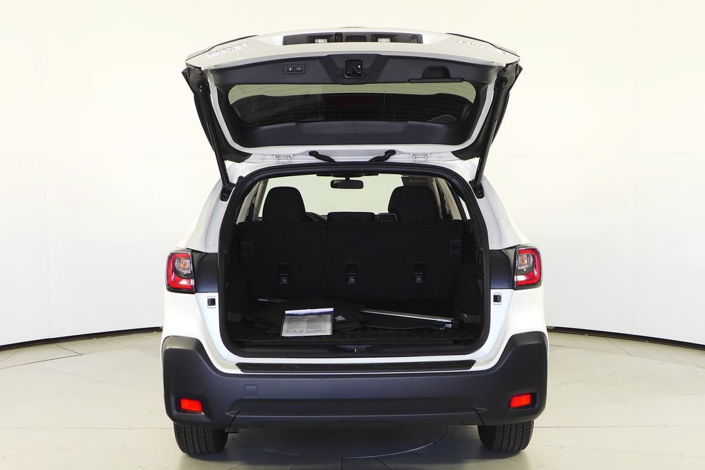 Certified 2023 Subaru Outback Premium AWD/4WD image 10