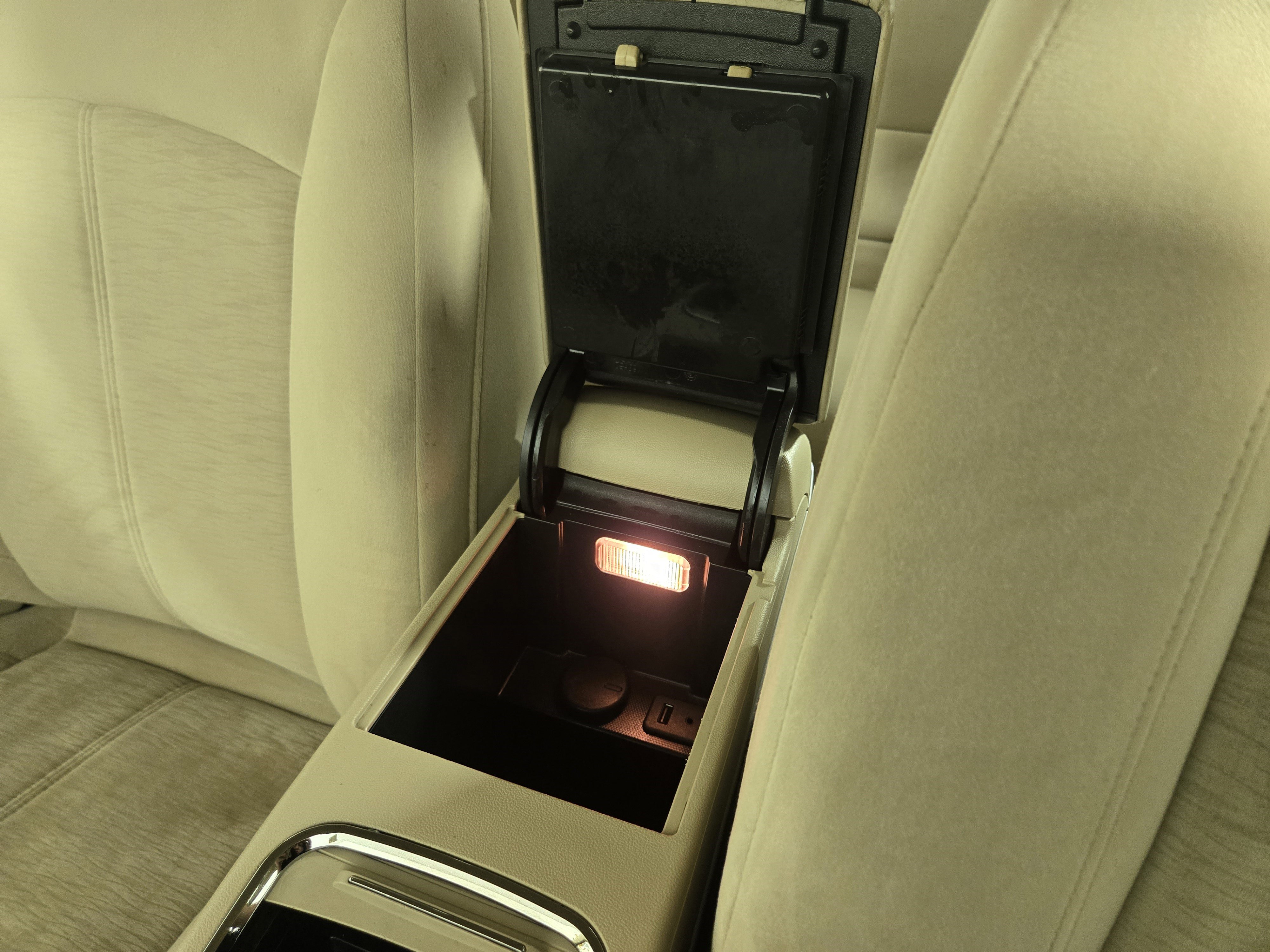 Used 2013 Buick LaCrosse image 23