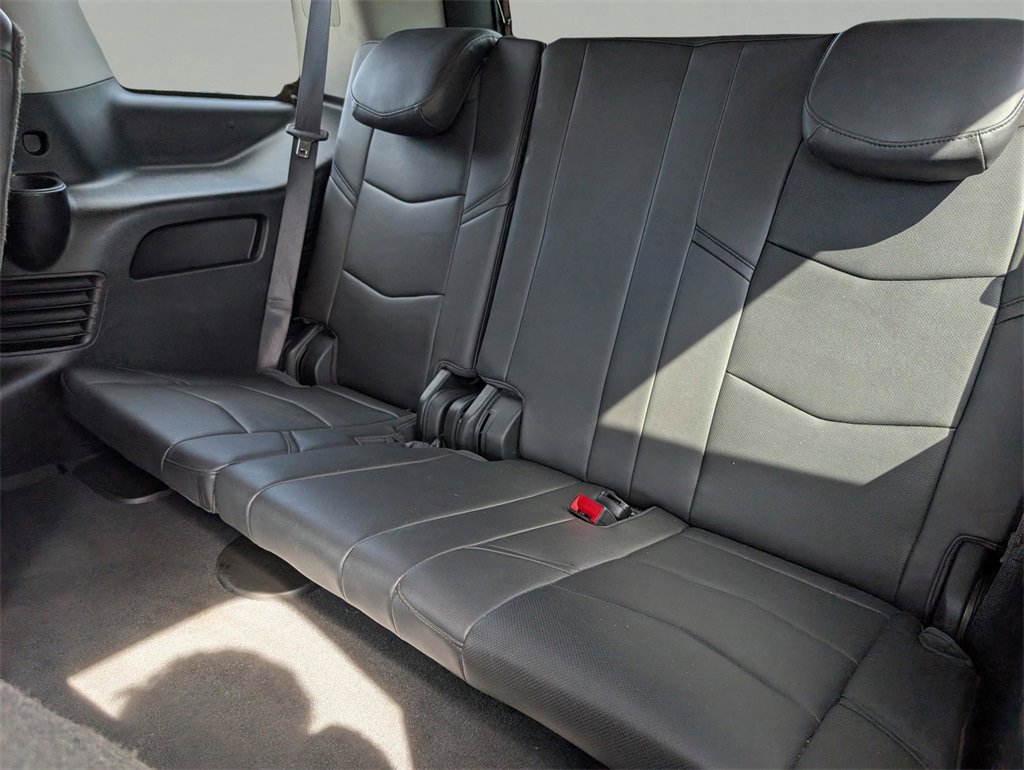 Used 2019 Cadillac Escalade Luxury image 14