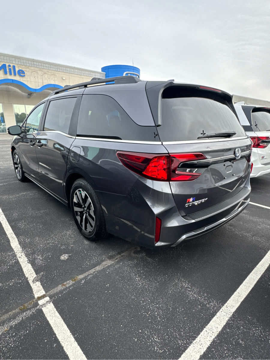 New 2027 Honda Odyssey EX-L image 15