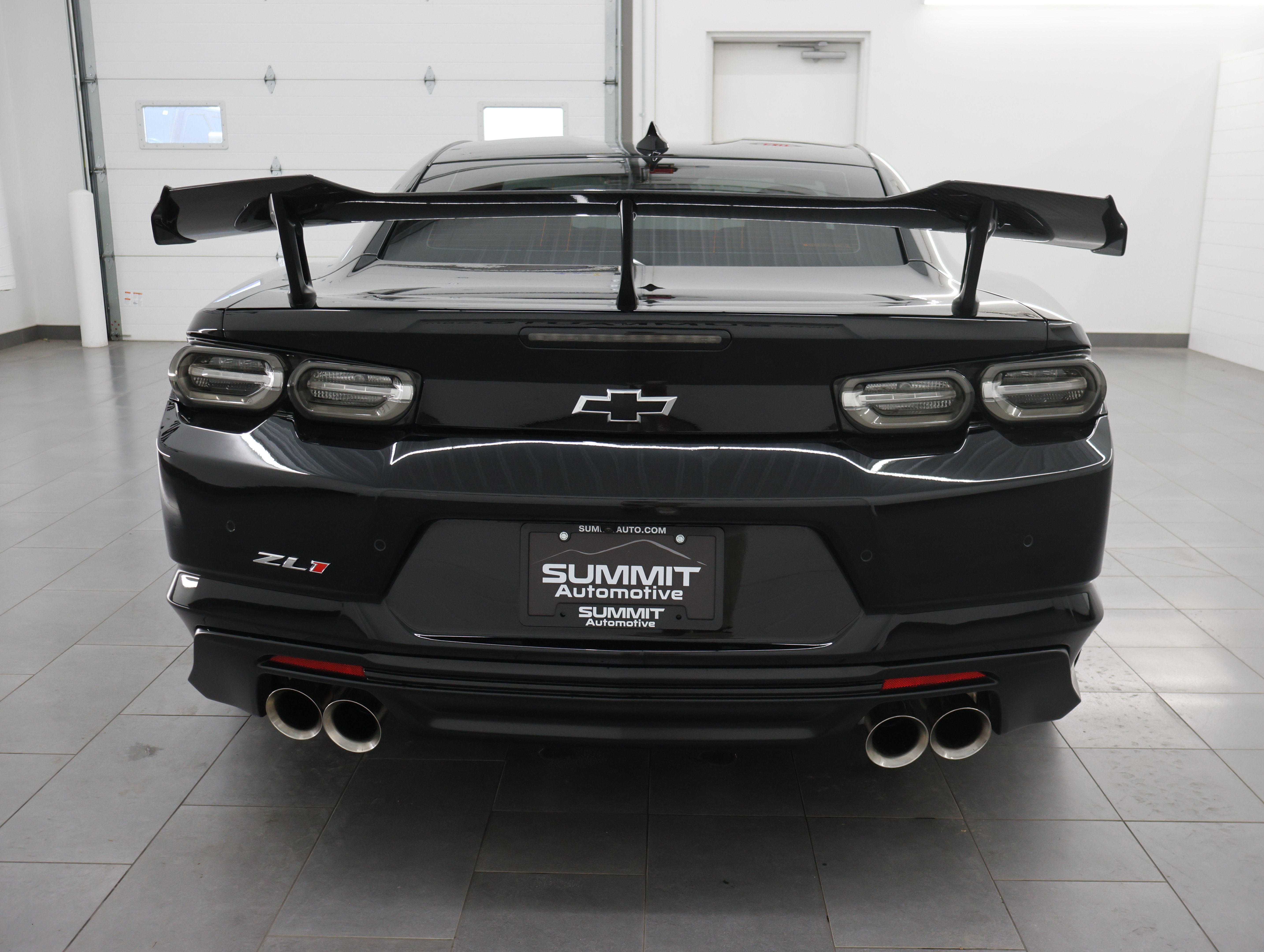 Used 2019 Chevrolet Camaro ZL1 RWD image 28
