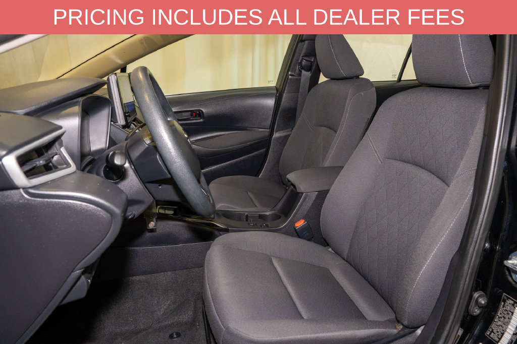 Used 2025 Toyota Corolla LE FWD image 10