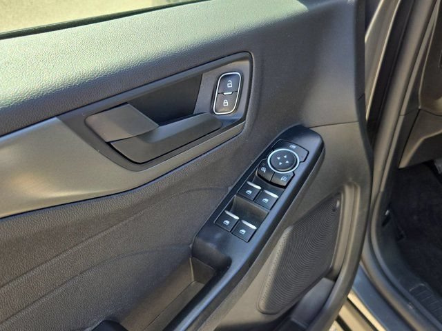 Used 2025 Ford Escape Active AWD/4WD image 13