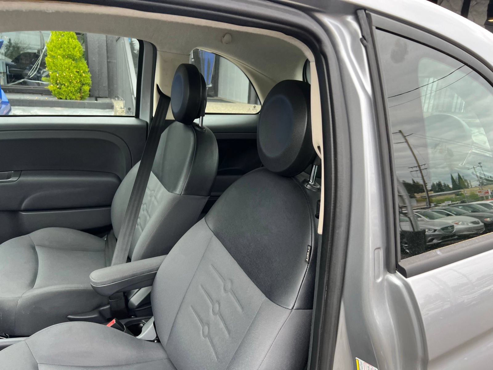 Used 2015 FIAT 500 Pop FWD image 14