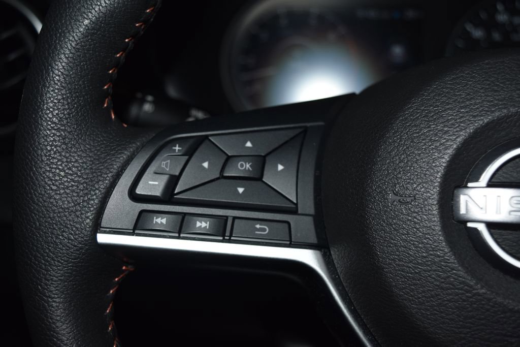 Certified 2023 Nissan Kicks SR w/ SR Premium Package image 7