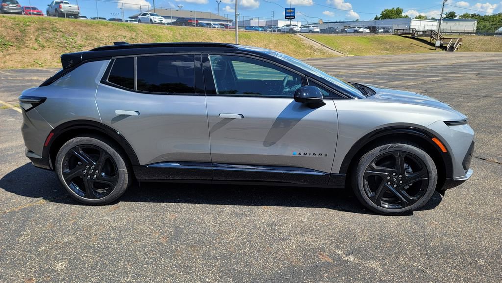 New 2025 Chevrolet Equinox EV RS w/ Convenience Package II image 14