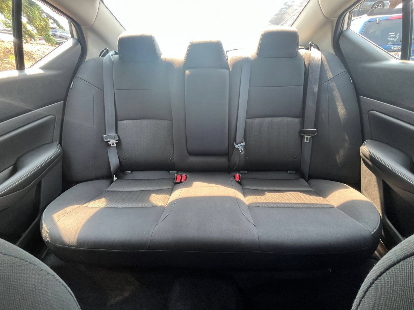 Used 2025 Nissan Altima 2.5 SV FWD image 38
