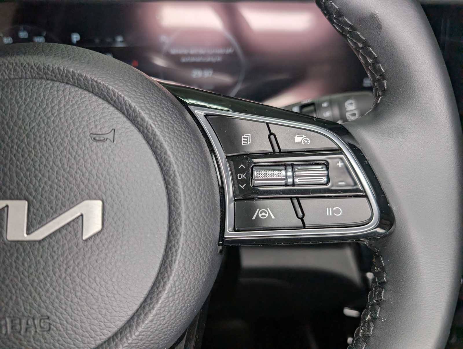 Certified 2024 Kia Seltos S image 33