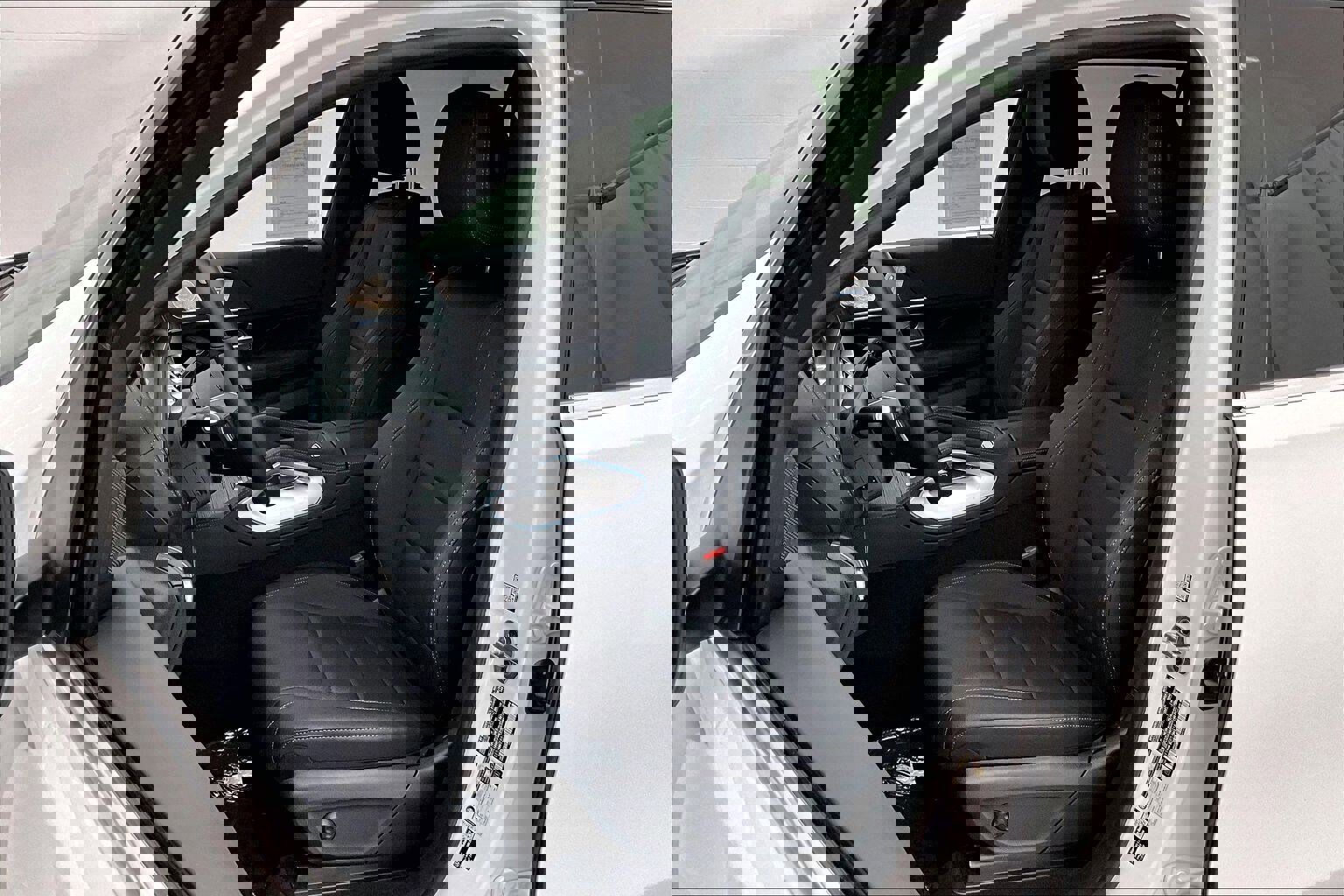 Used 2026 Mercedes-Benz GLS 450 4MATIC image 15