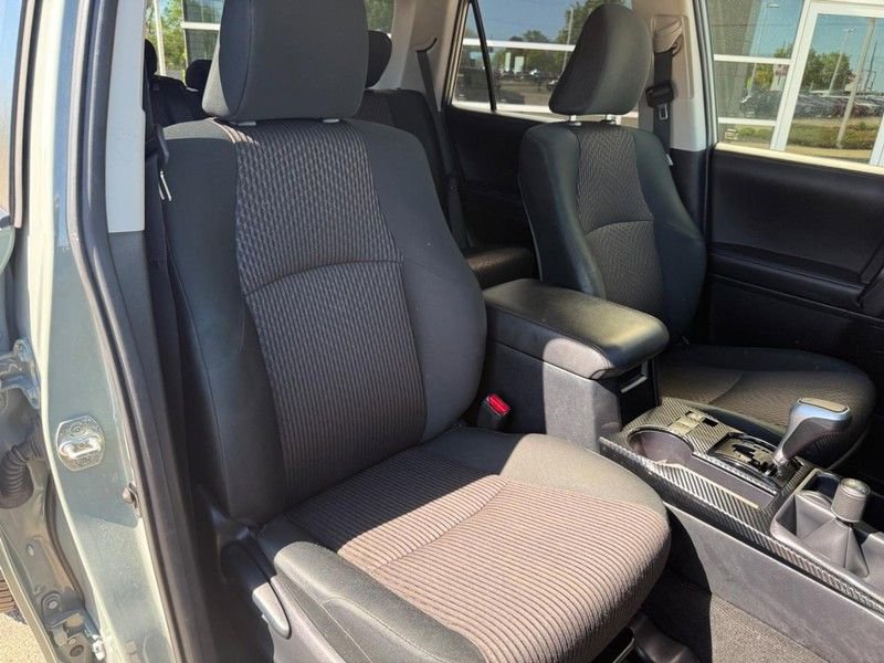 Used 2023 Toyota 4Runner TRD Off-Road AWD/4WD image 11