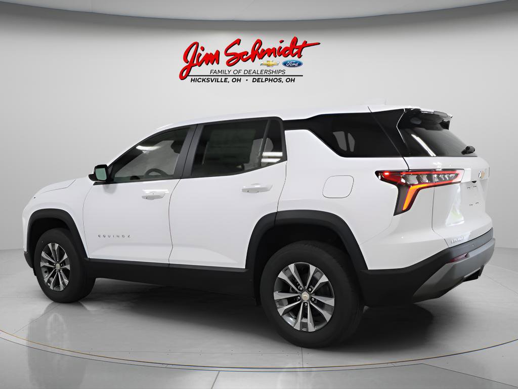 New 2026 Chevrolet Equinox LT w/ Convenience Package II FWD image 4
