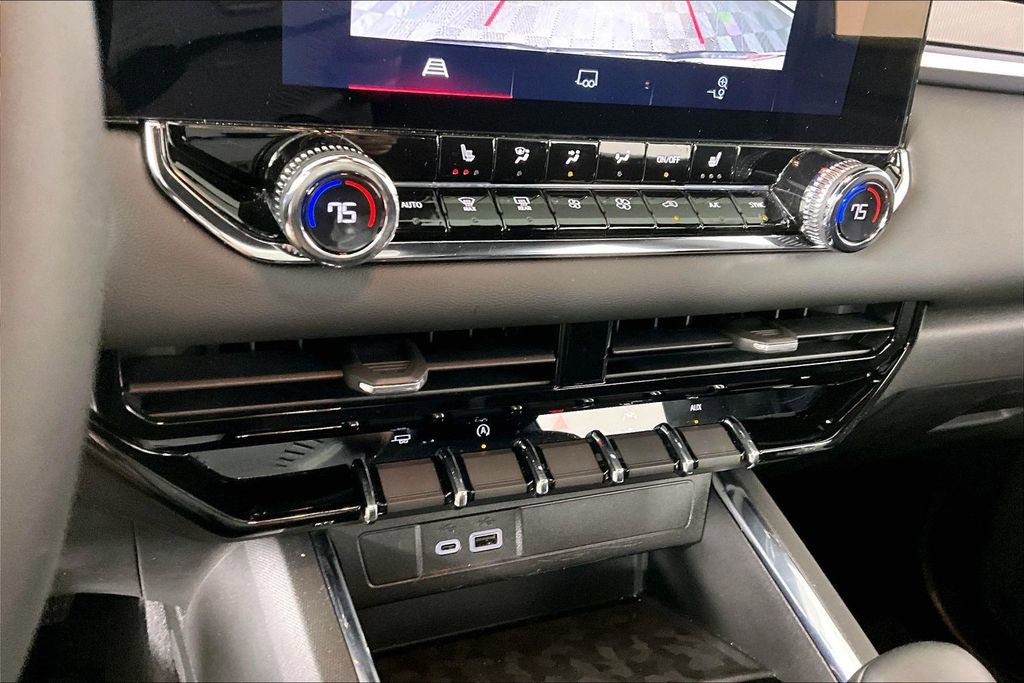 Used 2023 GMC Canyon Elevation w/ Convenience Package image 16