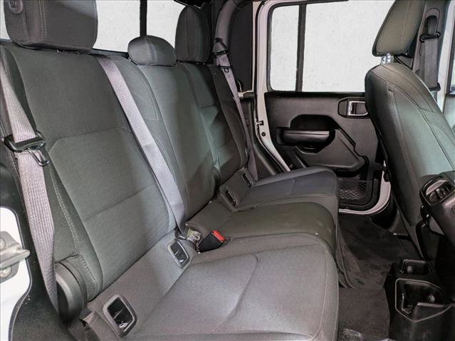 Used 2021 Jeep Gladiator Sport image 19
